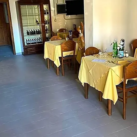Thomas Hotell Marina di Campo